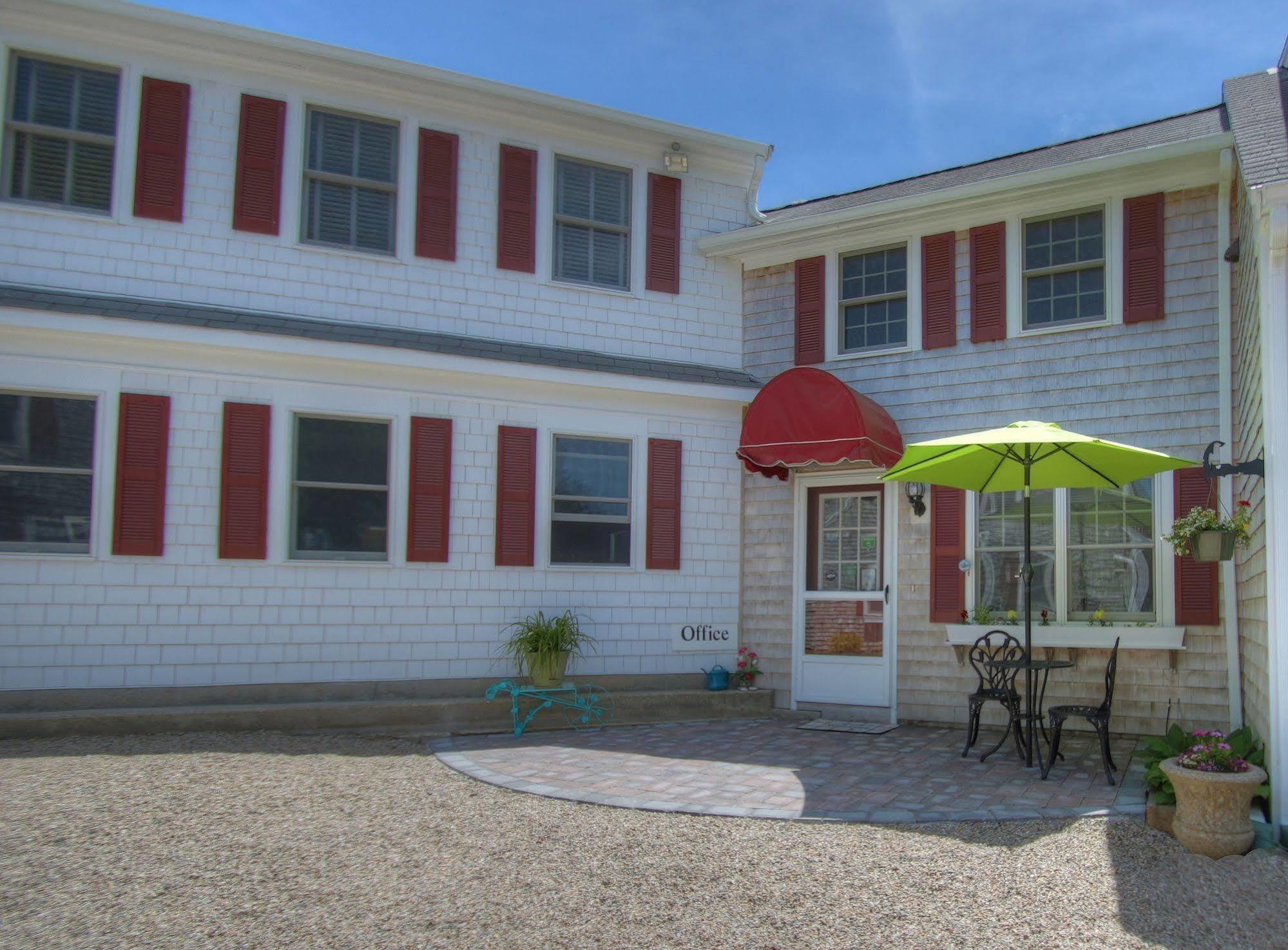 The Tern Inn Bed & Breakfast And Cottages West Harwich Екстериор снимка